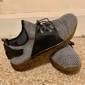 Men’s indestructible shoes